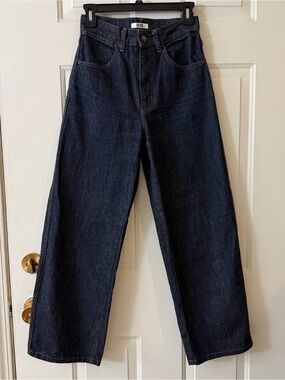 Uniclo Women’s Dark Blue Denim Jeans - Classic Wide Straight Fit 23 (26)